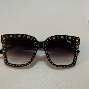 Quay oversized sunglasses
